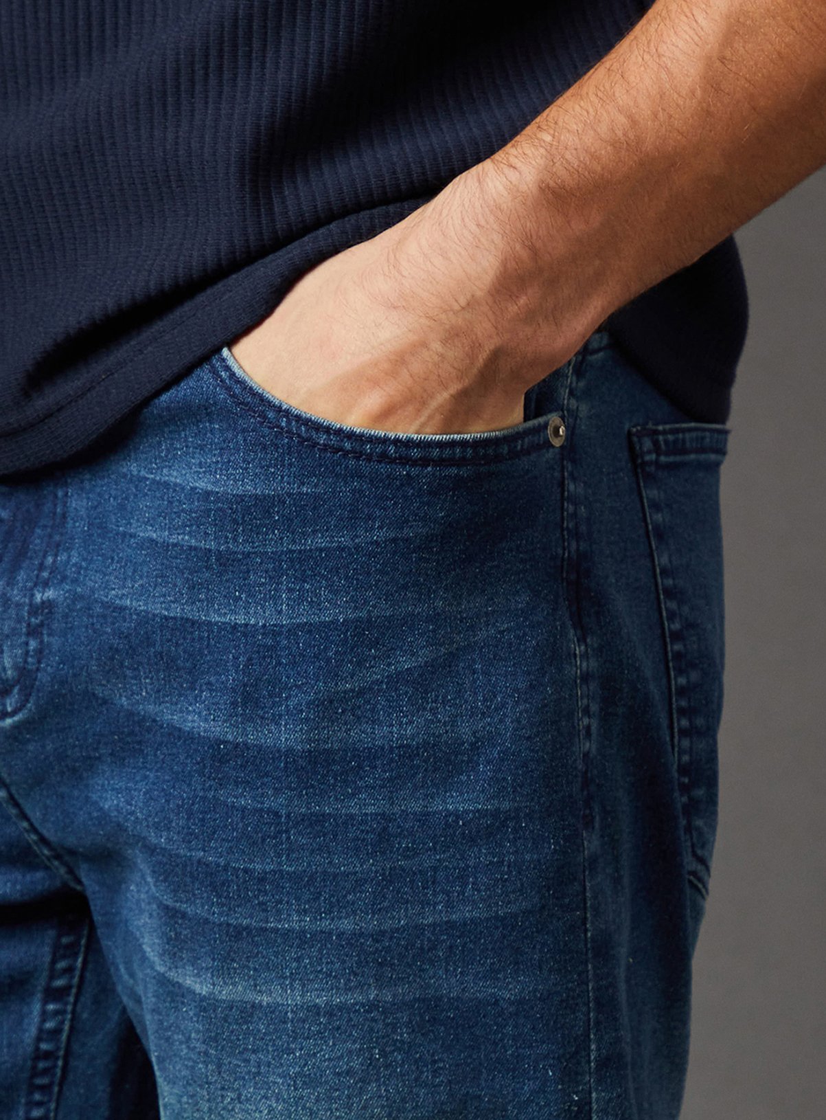 BURTON Blue Wash Stretch Straight Fit Jeans 32S - Image 5 thumbnail